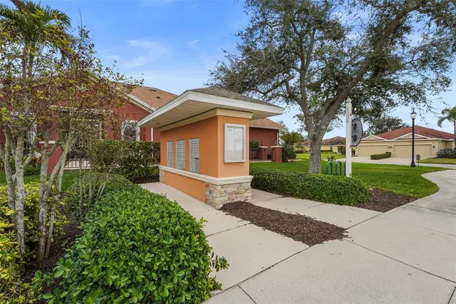 $695,000 | 3628 Summerwind Circle, Bradenton, FL 34209