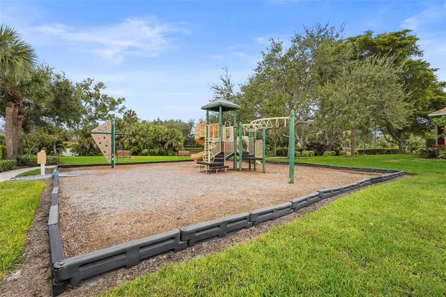 $695,000 | 3628 Summerwind Circle, Bradenton, FL 34209