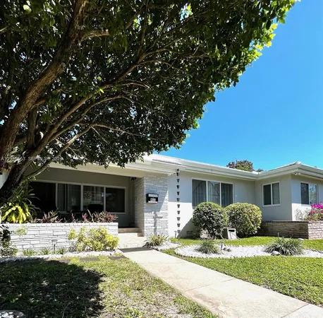 $8,400 | 411 Alesio Avenue, Coral Gables, FL 33134
