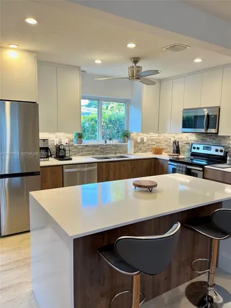 $8,400 | 411 Alesio Avenue, Coral Gables, FL 33134