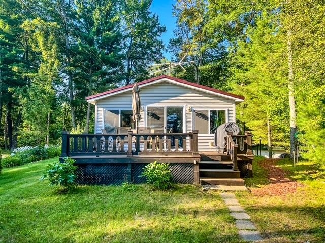 5388 Gronda Road Harrison, MI 48625 - Photo 2 of 36