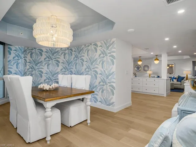 $5,250,000 | 4021 Gulf Shore Boulevard North, Unit 403, Naples, FL 34103