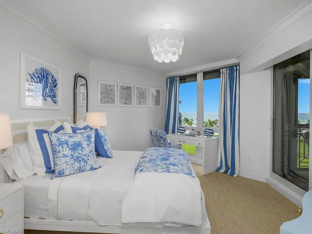 $5,250,000 | 4021 Gulf Shore Boulevard North, Unit 403, Naples, FL 34103