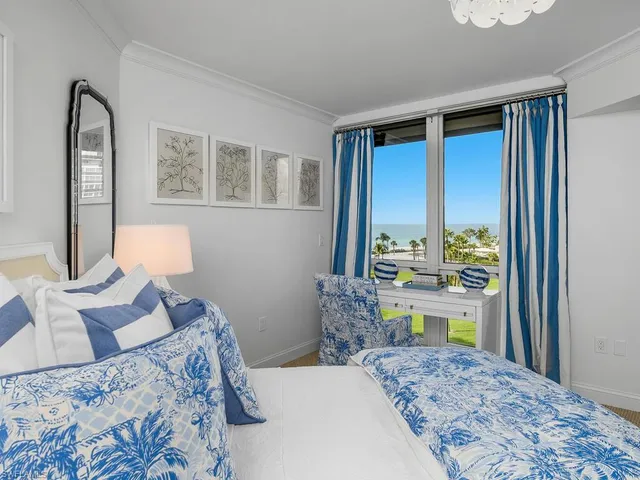 $5,250,000 | 4021 Gulf Shore Boulevard North, Unit 403, Naples, FL 34103