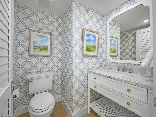 $5,250,000 | 4021 Gulf Shore Boulevard North, Unit 403, Naples, FL 34103