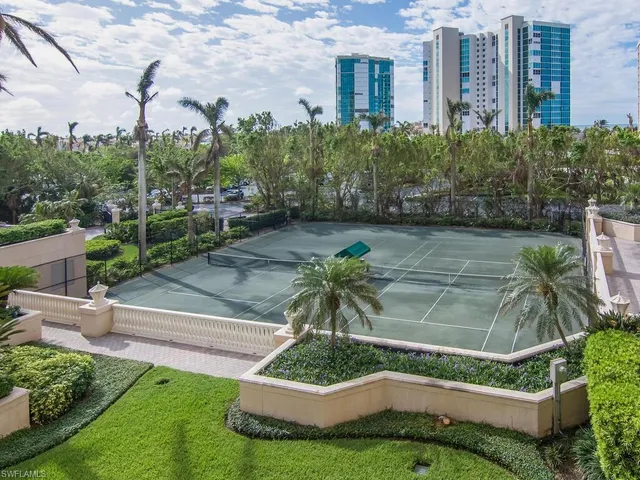 $5,250,000 | 4021 Gulf Shore Boulevard North, Unit 403, Naples, FL 34103