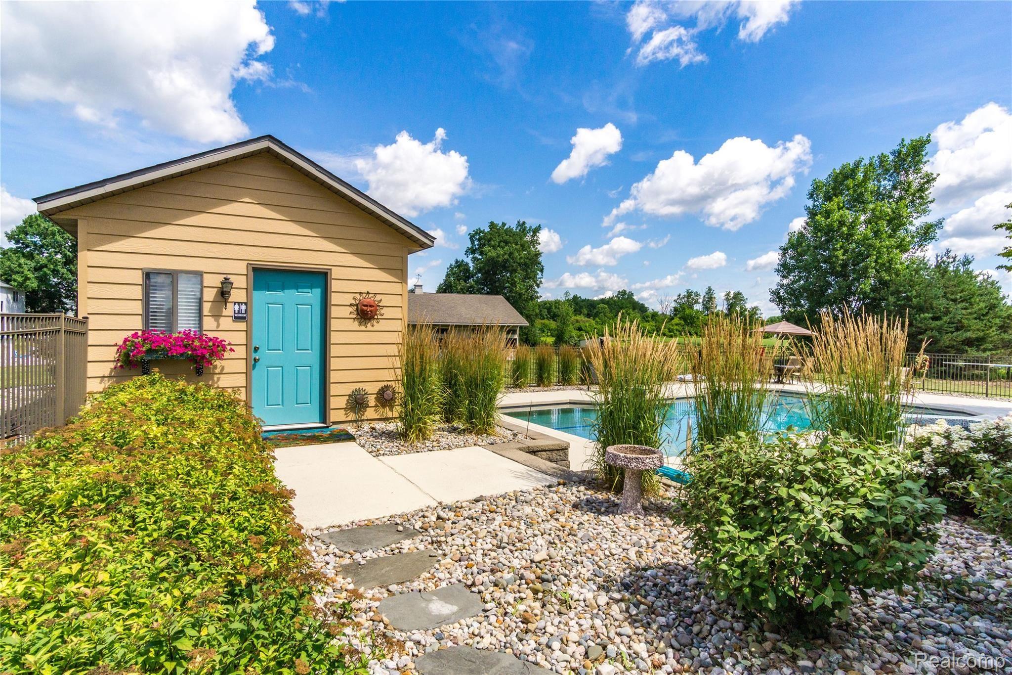2013 East Baldwin Road Grand Blanc, MI 48439 - Photo 47 of 56 Exteriors 9.jpg