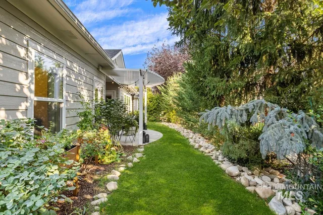 $3,000 | 6148 North Duxbury Garden, Garden City, ID 83714