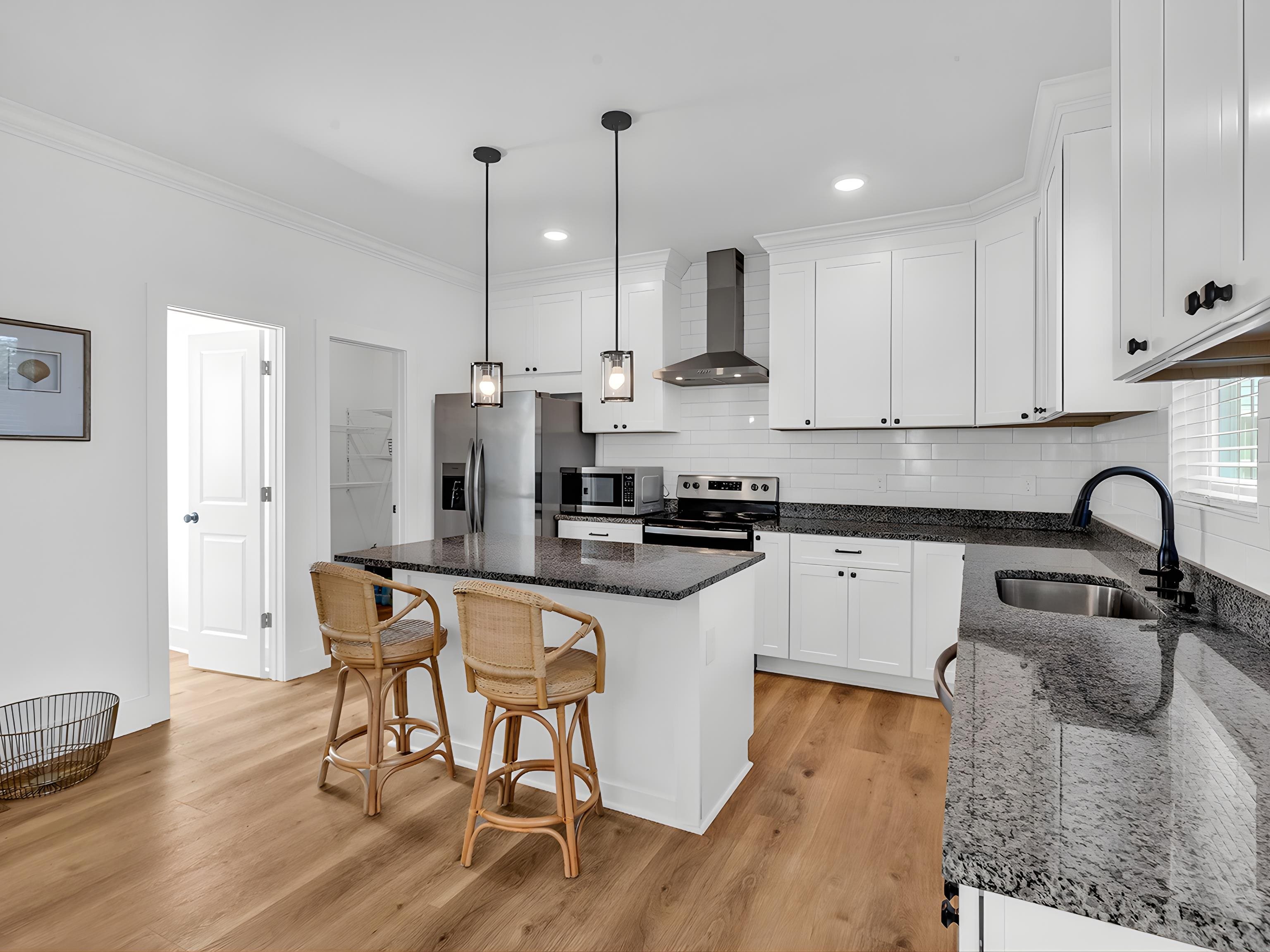 111 Tidal Drive Murrells Inlet, SC 29576 - Photo 4 of 41