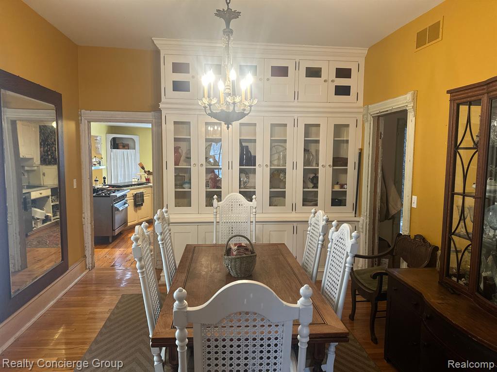 222 Summit Street Howell, MI 48843 - Photo 9 of 41 Gallery Image 9