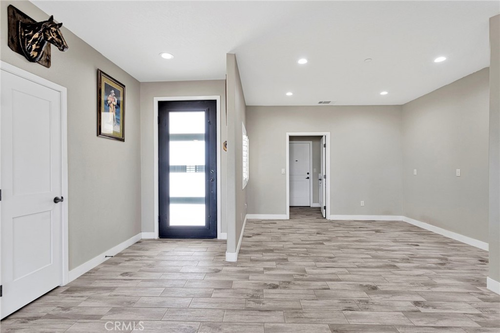 9831 Buttemere Road Phelan, CA 92371 - Photo 6 of 30
