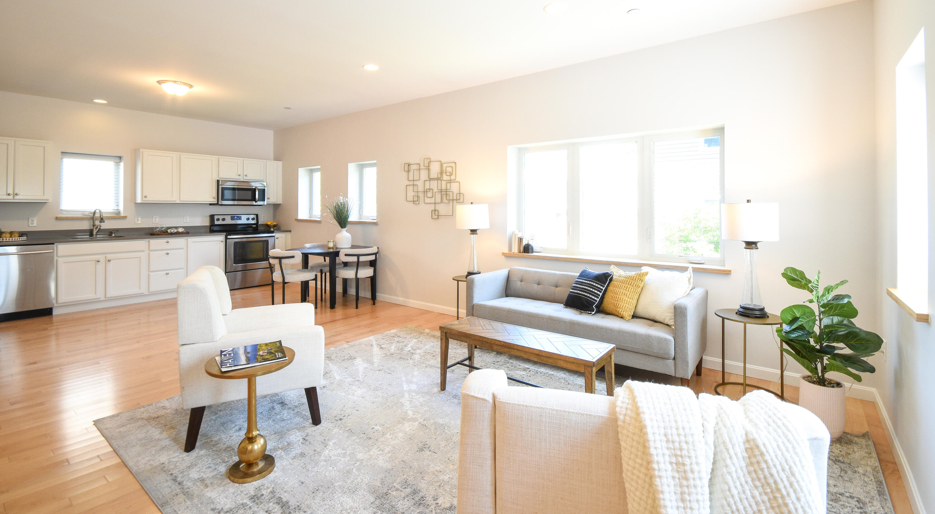 7 May Street, Unit 1 Portland, ME 04102 - Photo 1 of 40 7MayStUnit3-1