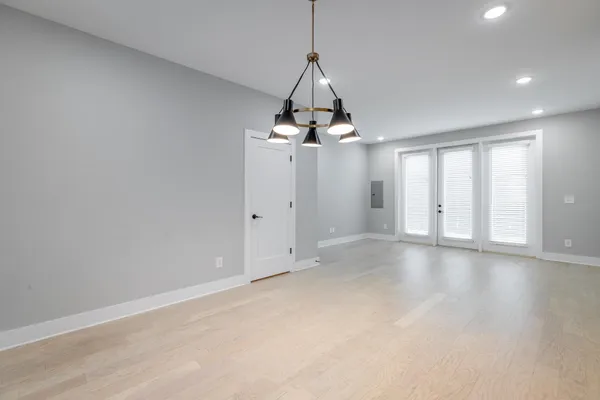 $2,400 | 1420 Stockyard Place, Chattanooga, TN 37408