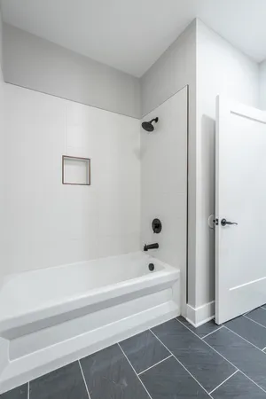 $2,400 | 1420 Stockyard Place, Chattanooga, TN 37408