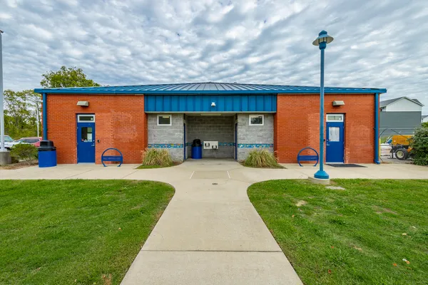 $2,400 | 1420 Stockyard Place, Chattanooga, TN 37408