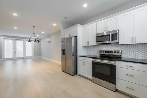 $2,400 | 1420 Stockyard Place, Chattanooga, TN 37408