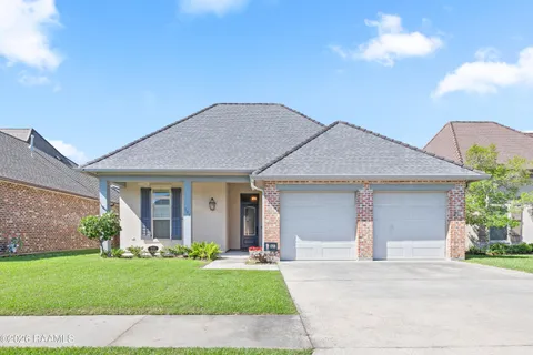 $427,000 | 221 Ardenwood Drive, Lafayette, LA 70508