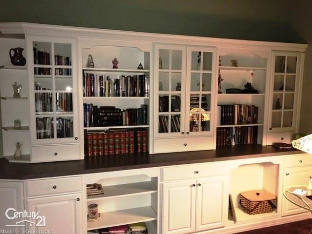 73601 Omo Road Armada, MI 48005 - Photo 41 of 72 Custom Book Cases