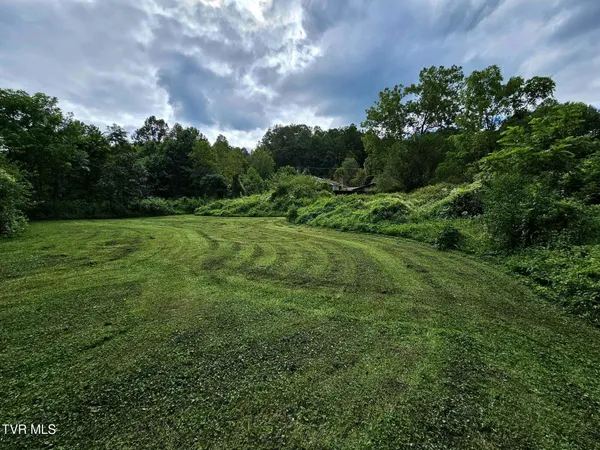 $65,000 | 1206 Irondale Road, Big Stone Gap, VA 24219