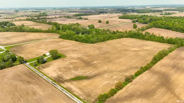 $340,000 | 16 Twelve Mile In 46988, Twelve Mile, IN 46988