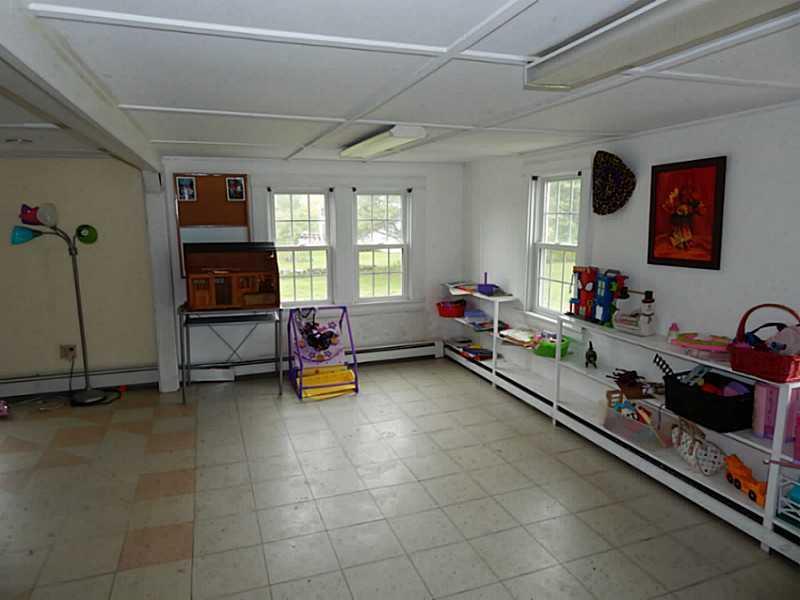 597 Harpswell Neck Road Harpswell, ME 04079 - Photo 3 of 8 Family Room.