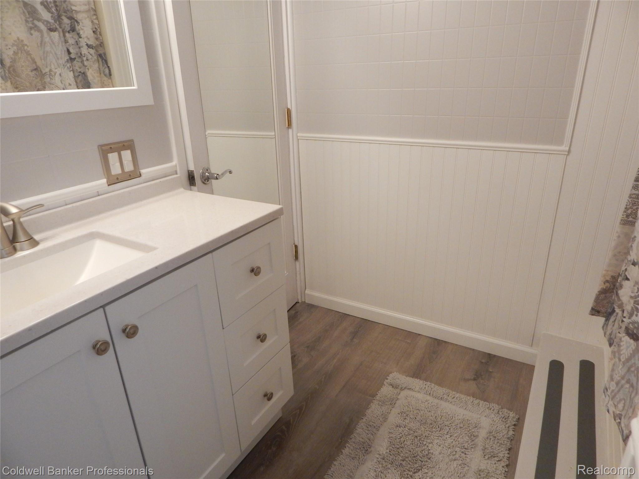 509 West Coulter Road Lapeer, MI 48446 - Photo 34 of 55 ba7.JPG