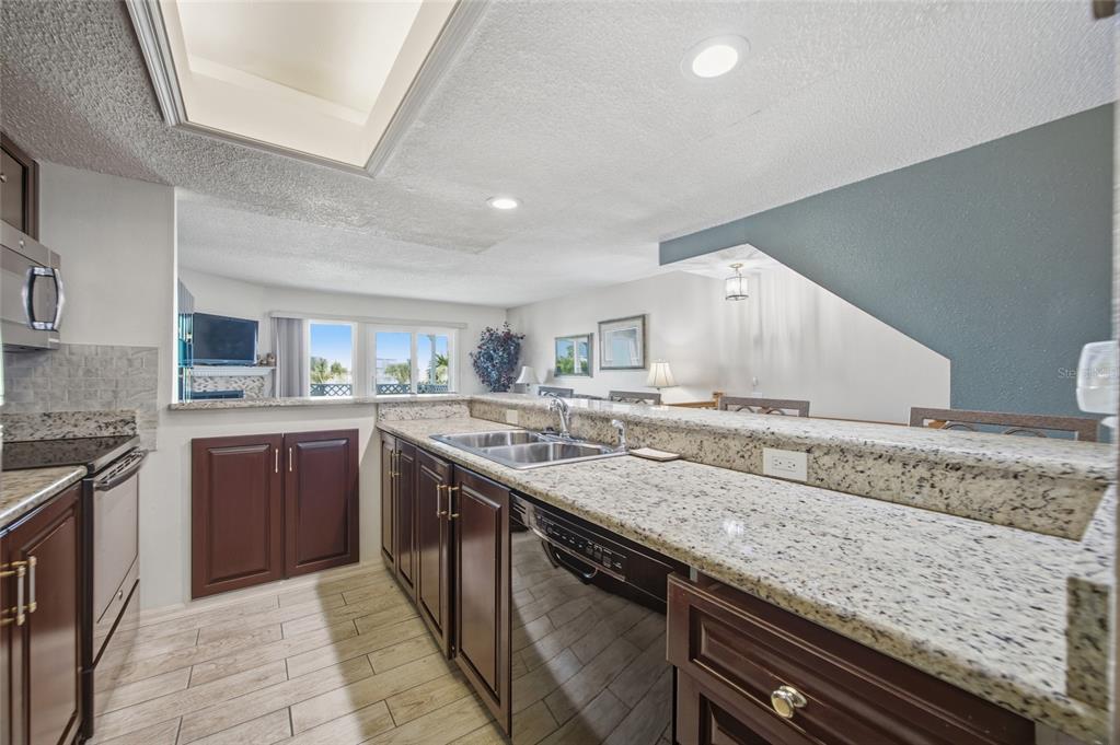 524 Garland Circle Indian Rocks Beach, FL 33785 - Photo 13 of 37