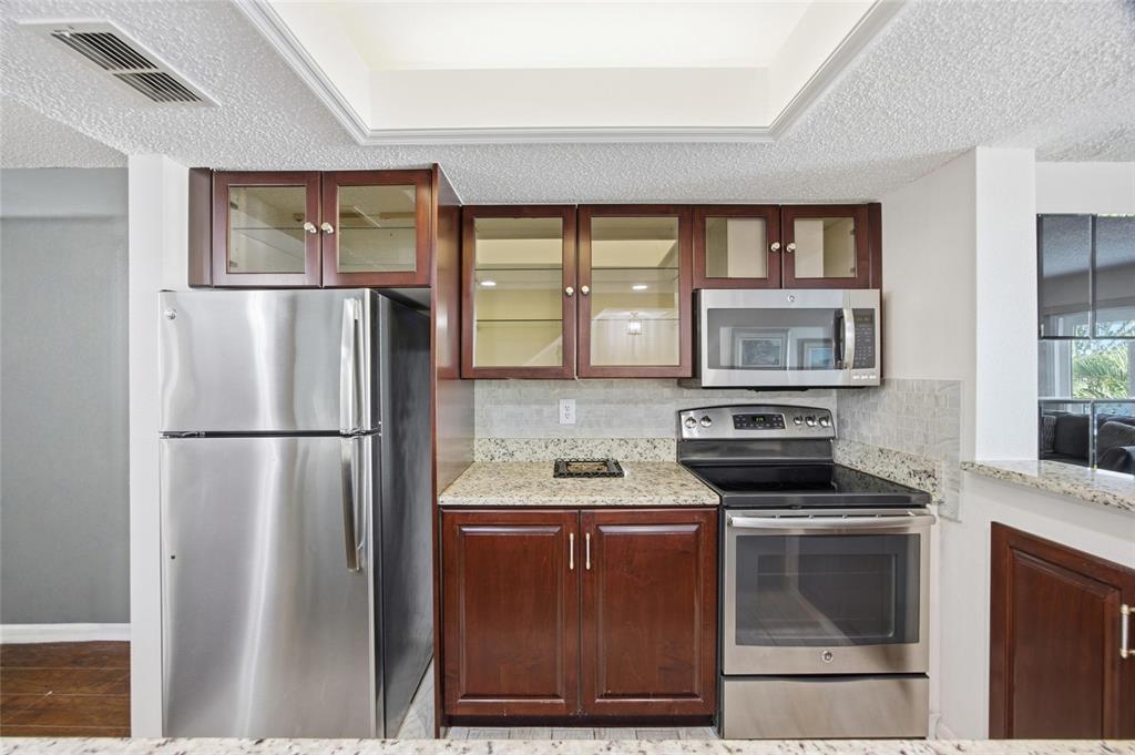 524 Garland Circle Indian Rocks Beach, FL 33785 - Photo 14 of 37