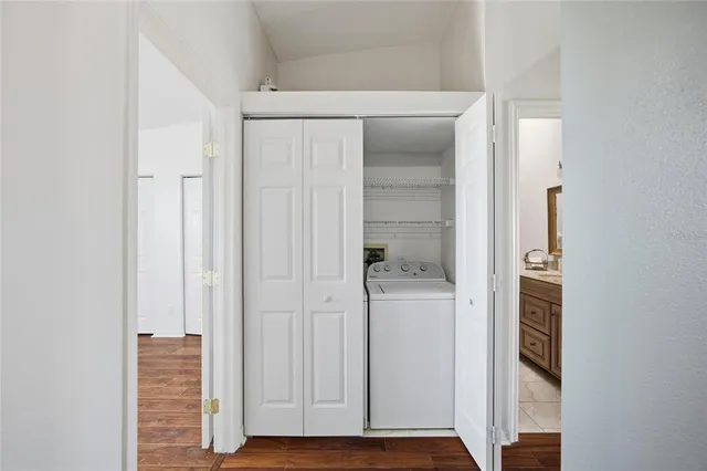 $550,000 | 524 Garland Circle, Indian Rocks Beach, FL 33785