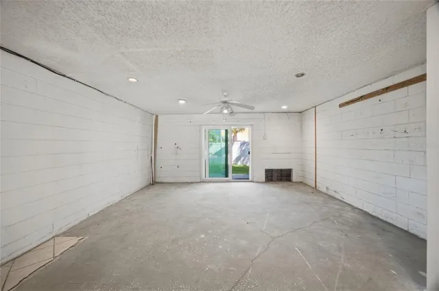 $550,000 | 524 Garland Circle, Indian Rocks Beach, FL 33785