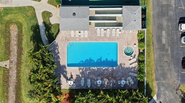 $550,000 | 524 Garland Circle, Indian Rocks Beach, FL 33785