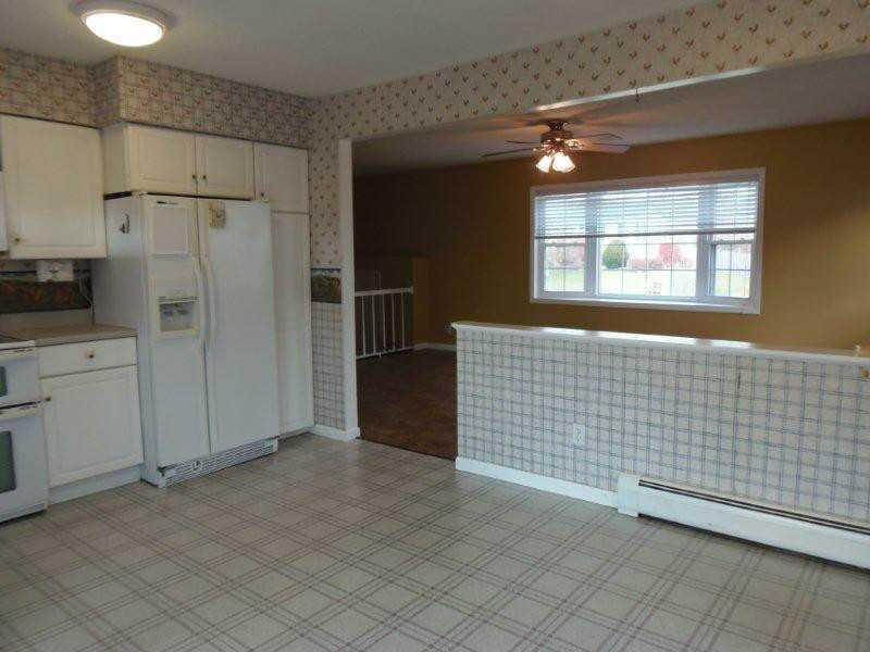 18 Booker Avenue Waterville, ME 04901 - Photo 5 of 26 Kitchen.