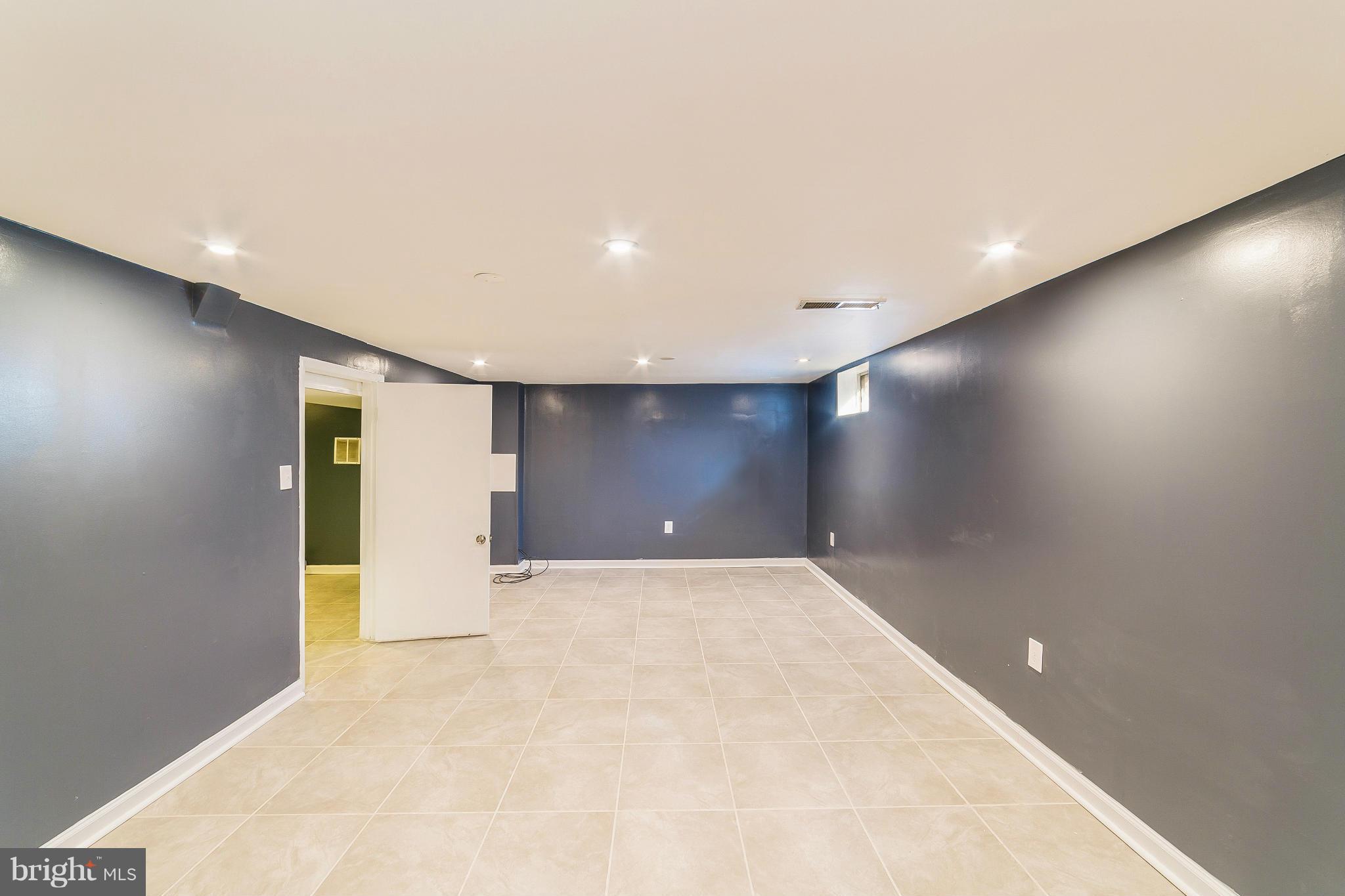 521 East Indian Spring Drive Silver Spring, MD 20901 - Photo 21 of 30 Interior (General)