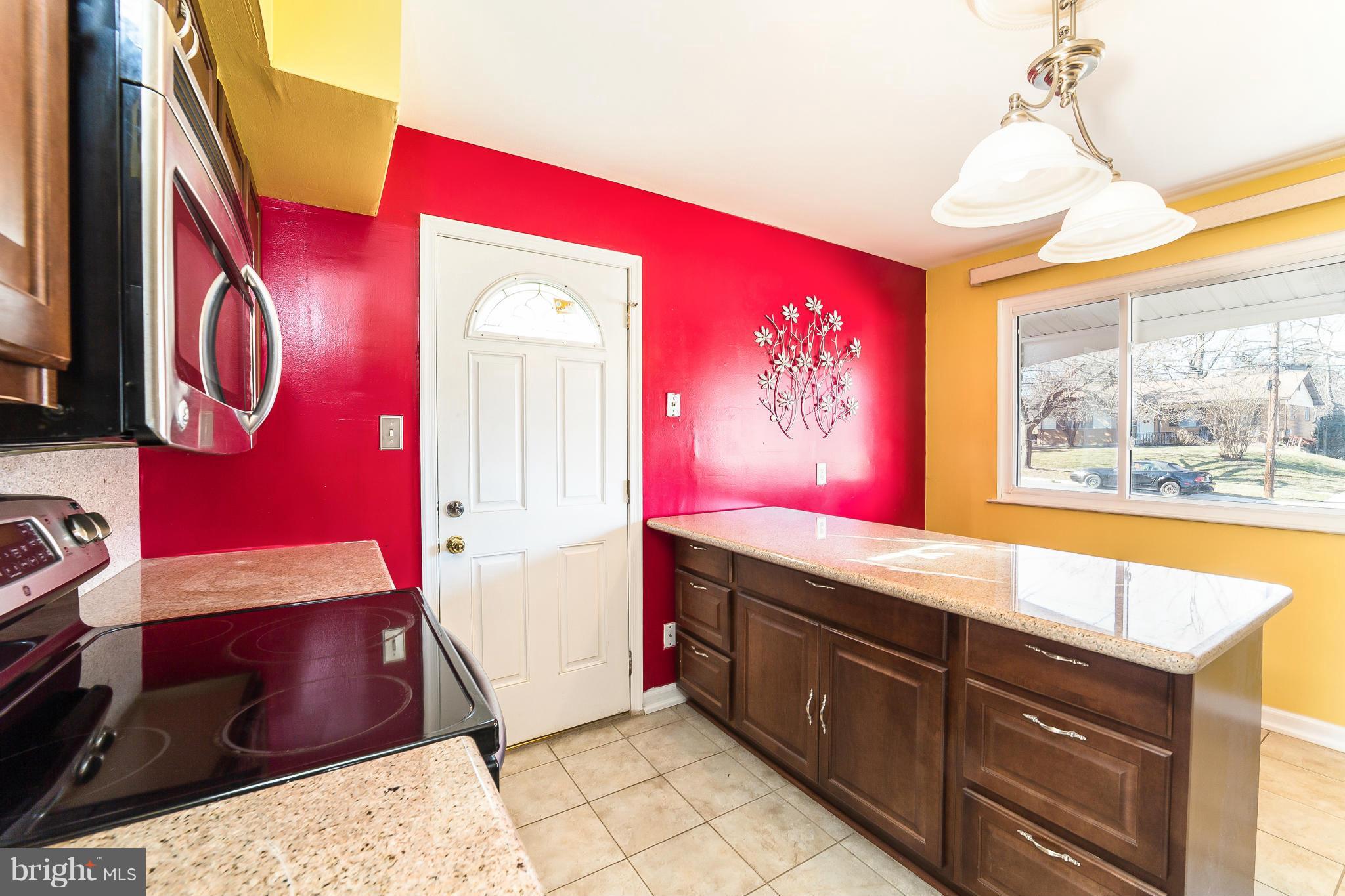 521 East Indian Spring Drive Silver Spring, MD 20901 - Photo 8 of 30 Kitchen