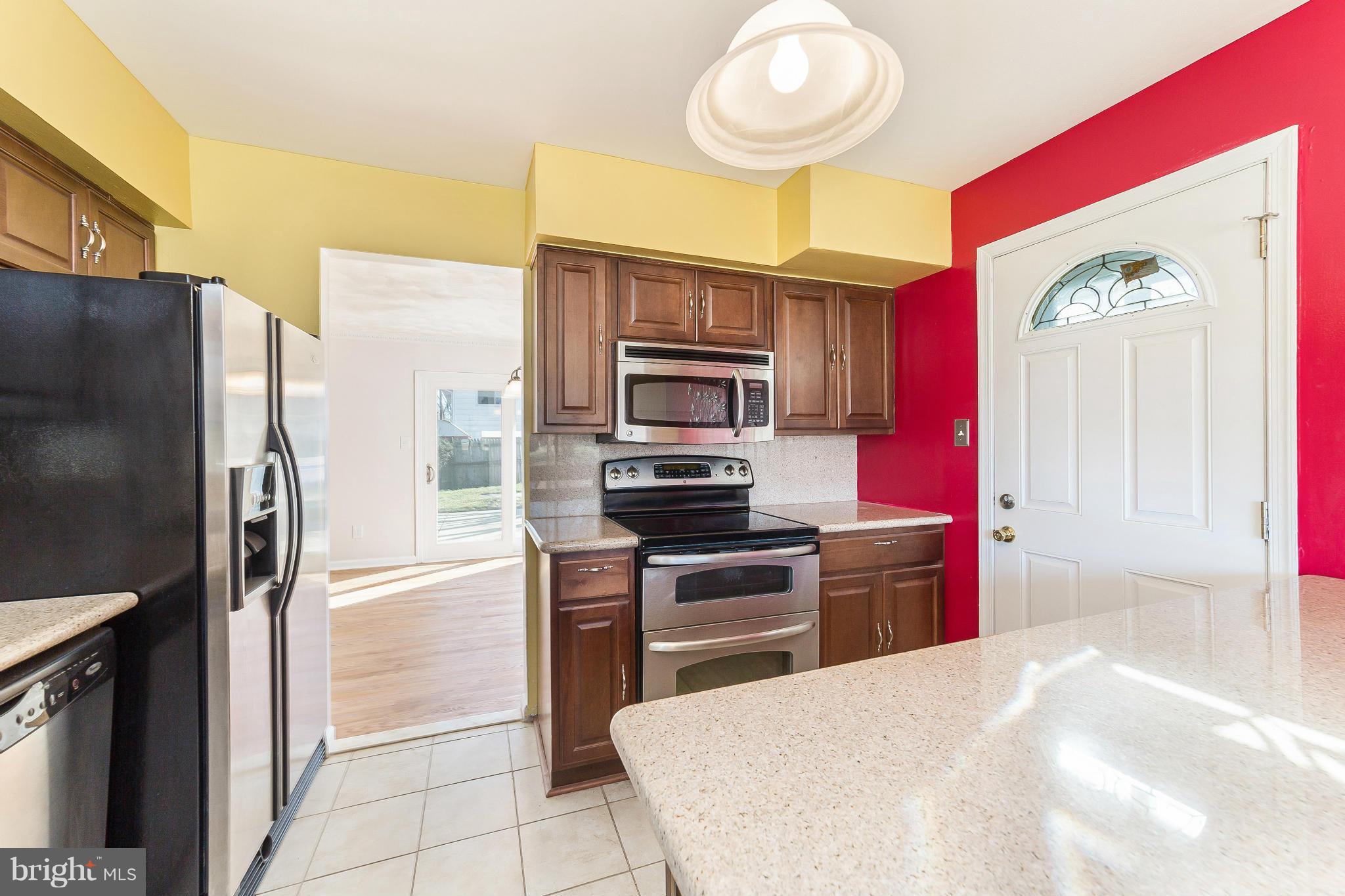 521 East Indian Spring Drive Silver Spring, MD 20901 - Photo 9 of 30 Kitchen