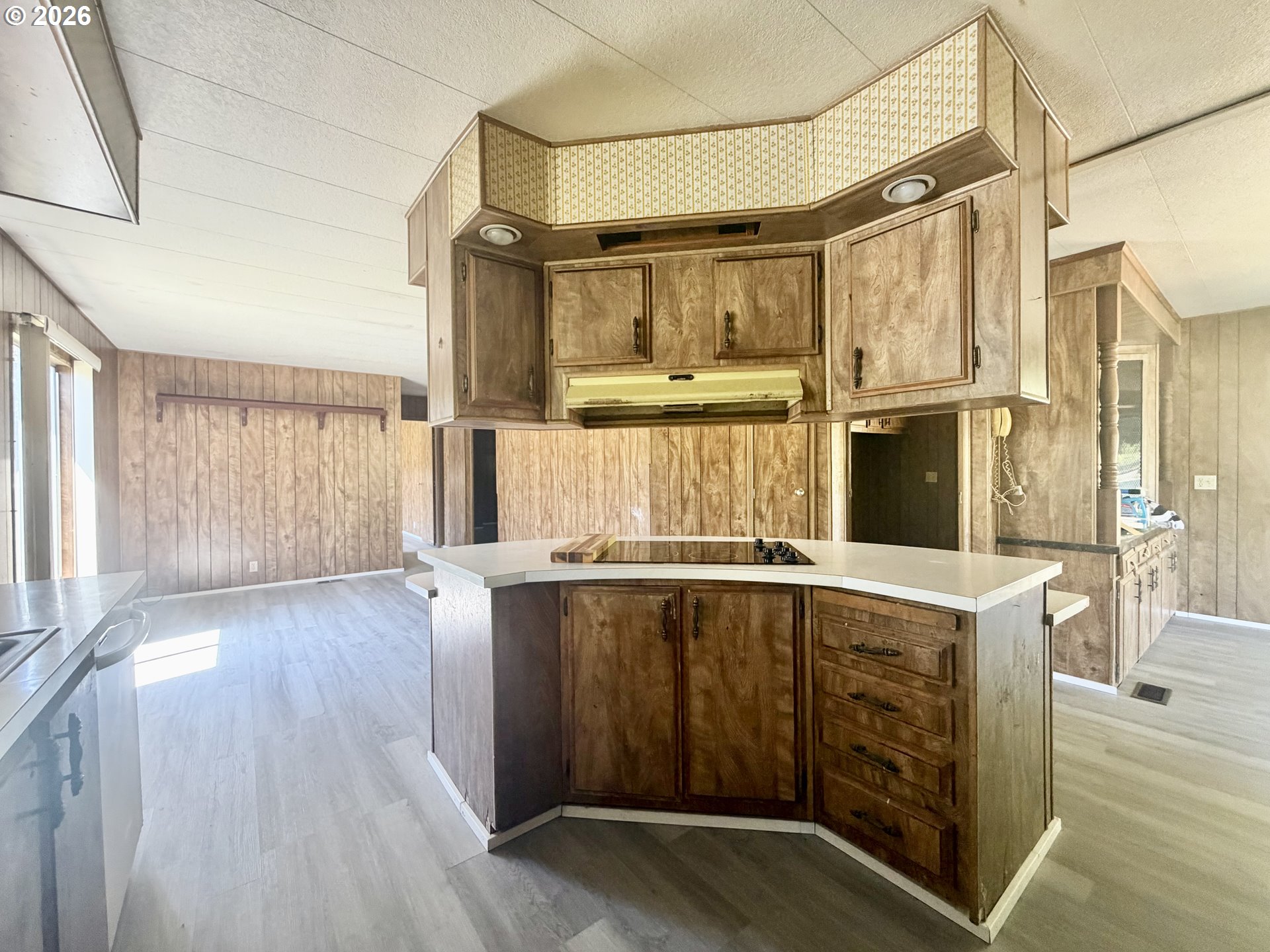 76582 Davis Road Oakridge, OR 97463 - Photo 15 of 21