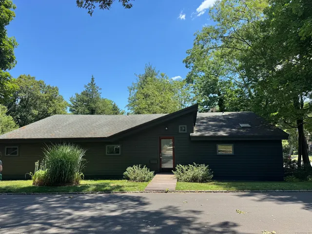 $2,950 | 283 Ogden Street, New Haven, CT 06511