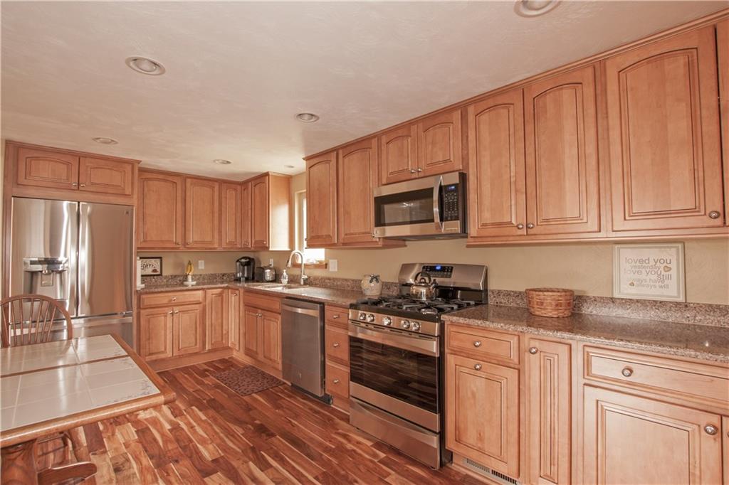 470 Justabout Road Venetia, PA 15367 - Photo 2 of 21 Gallery Image 2