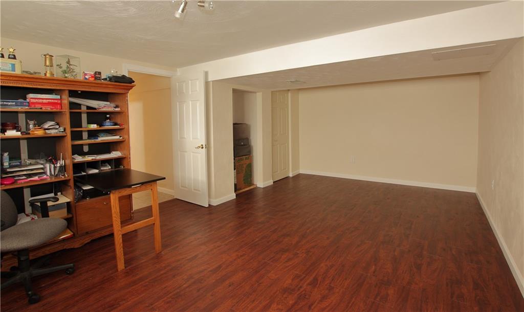 470 Justabout Road Venetia, PA 15367 - Photo 9 of 21 Gallery Image 9