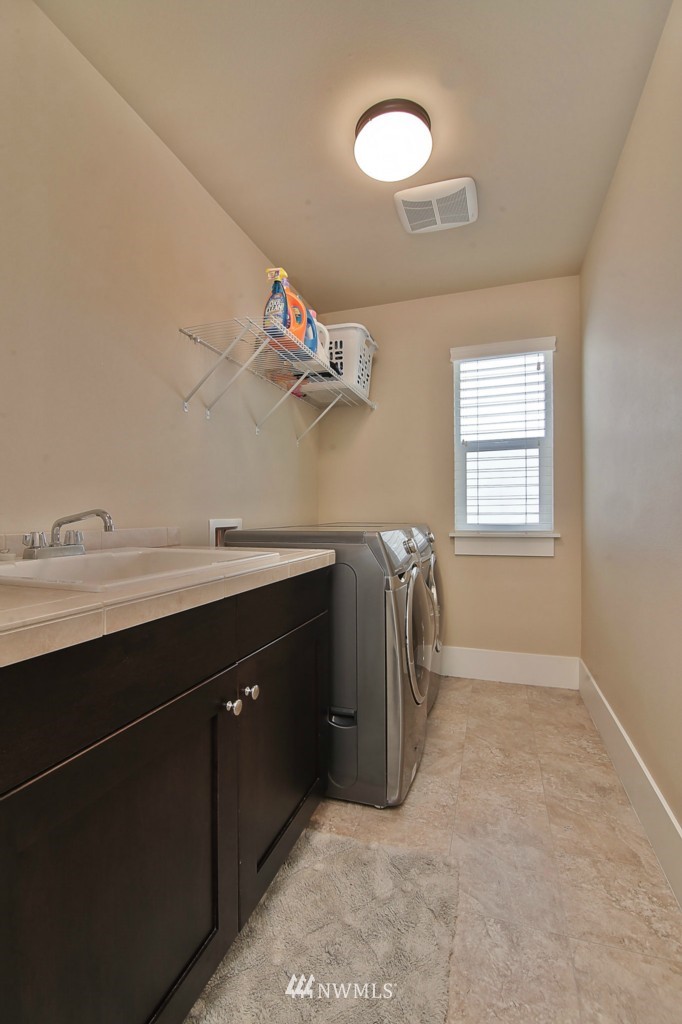4218 Northeast 2nd Court Renton, WA 98059 - Photo 17 of 18