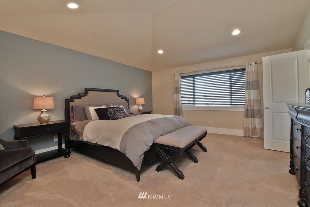 4218 Northeast 2nd Court Renton, WA 98059 - Photo 8 of 18