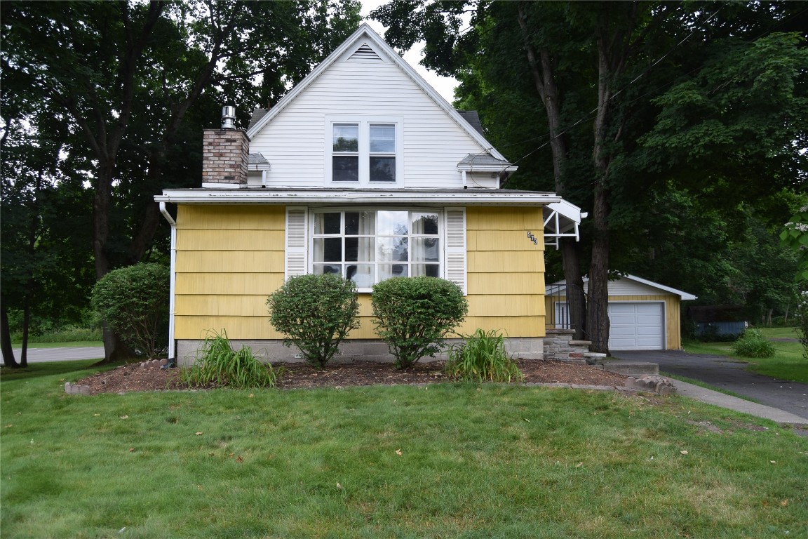573 Hooper Road Endwell, NY 13760 - Photo 1 of 19 Gallery Image 1