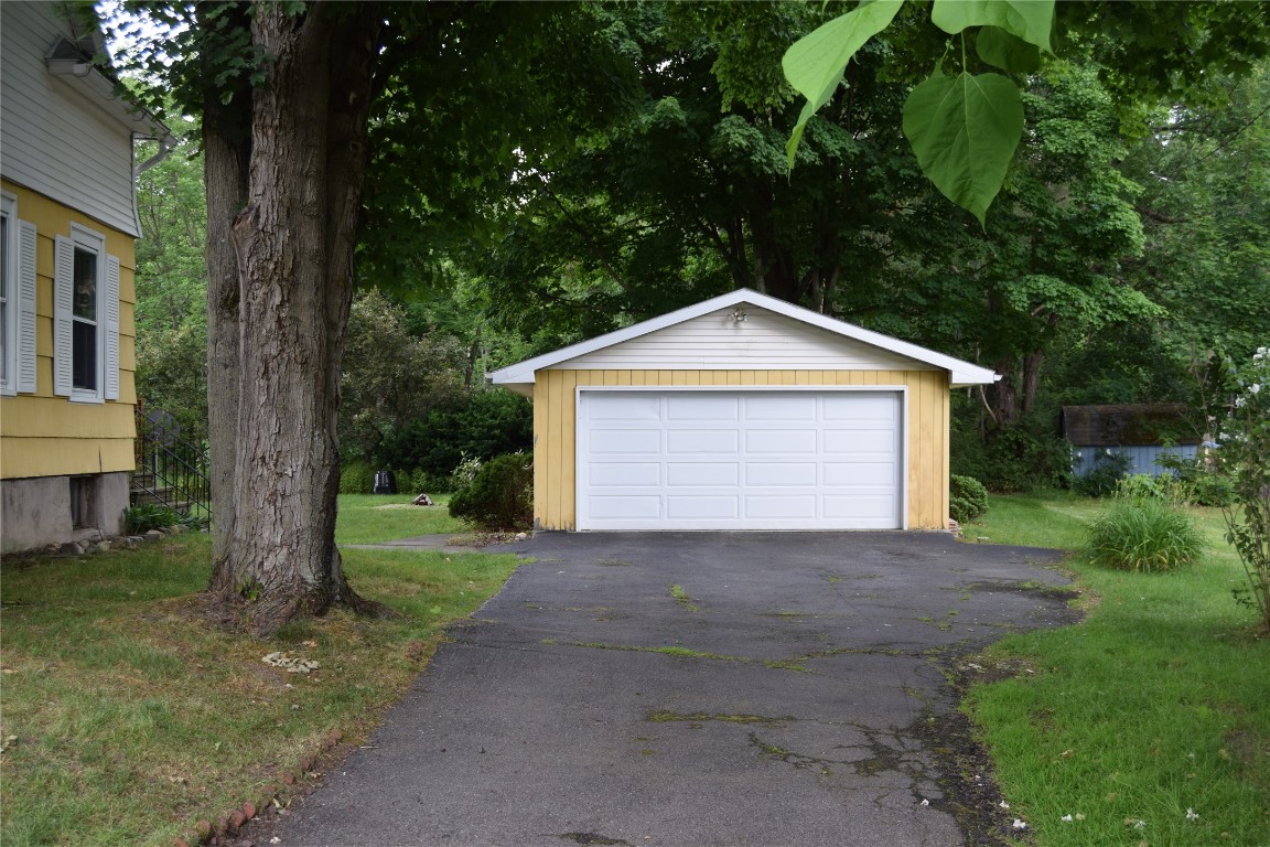 573 Hooper Road Endwell, NY 13760 - Photo 16 of 19 Gallery Image 16