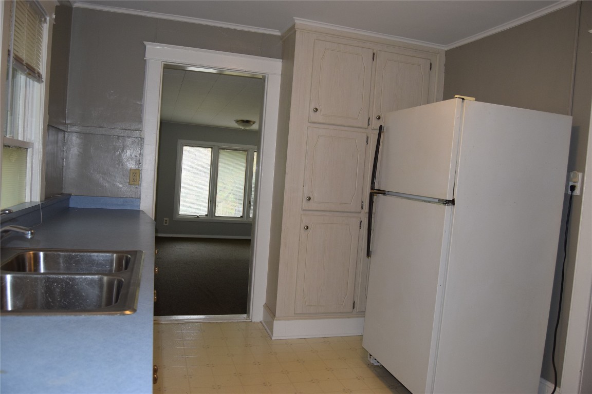 573 Hooper Road Endwell, NY 13760 - Photo 8 of 19 Gallery Image 8