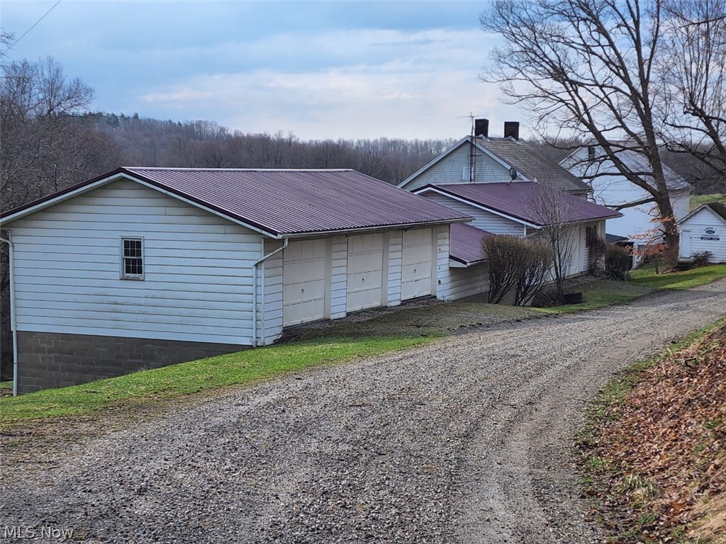 89975 Lockman Road Jewett, OH 43986 - Photo 2 of 21 Gallery Image 2