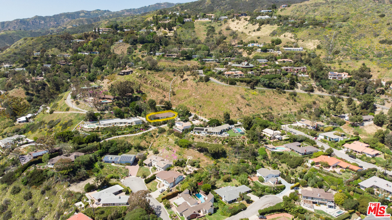 20490 Seaboard Road Malibu, CA 90265 - Photo 36 of 43 an aerial view of residential houses with outdoor space