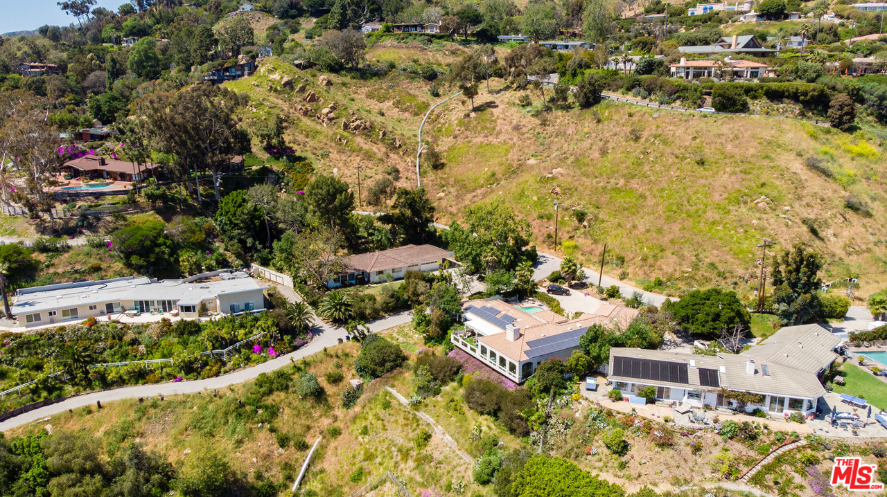 20490 Seaboard Road Malibu, CA 90265 - Photo 41 of 43 an aerial view of residential houses with outdoor space