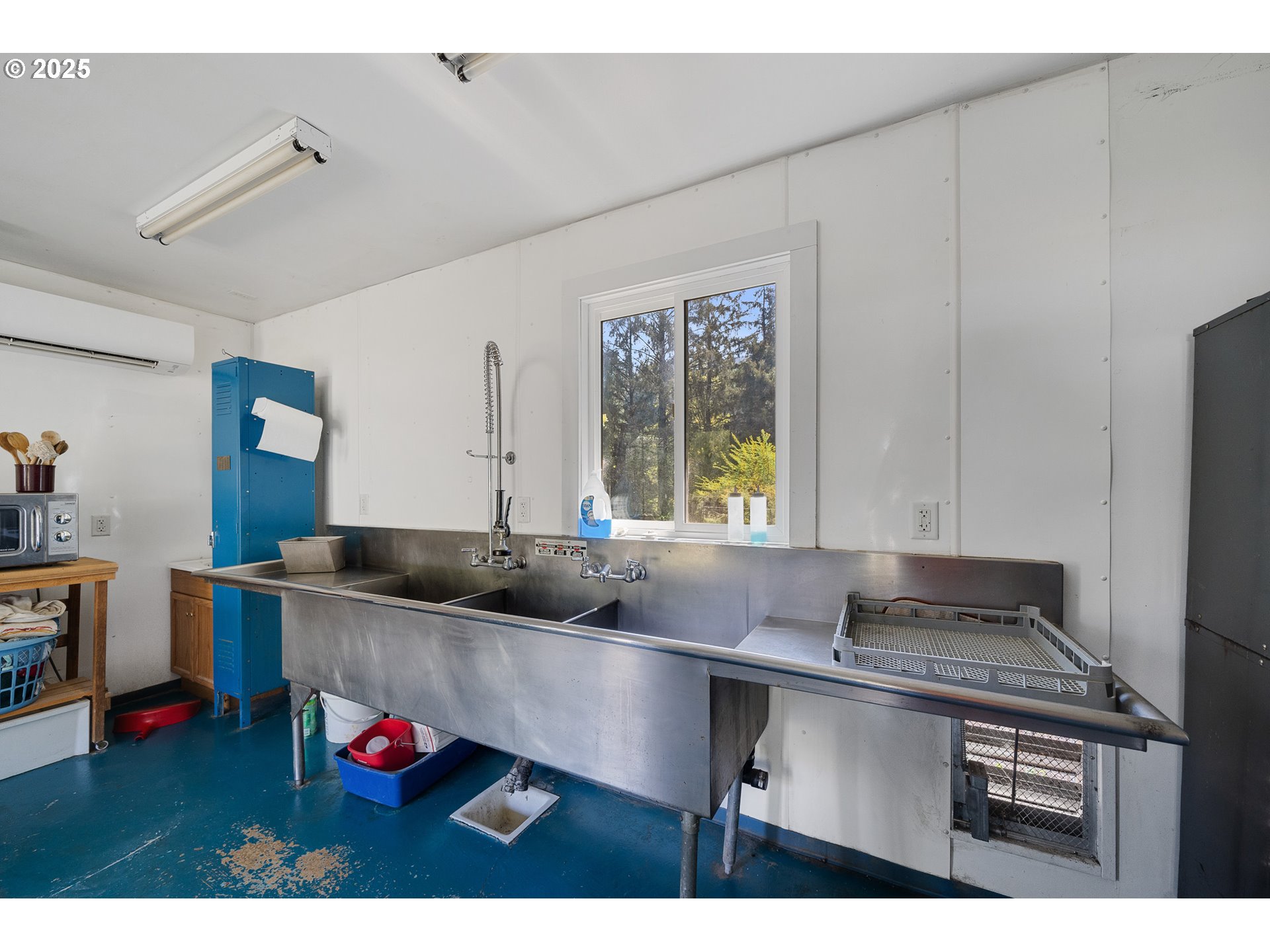 13485 Trask River Road Tillamook, OR 97141 - Photo 41 of 48