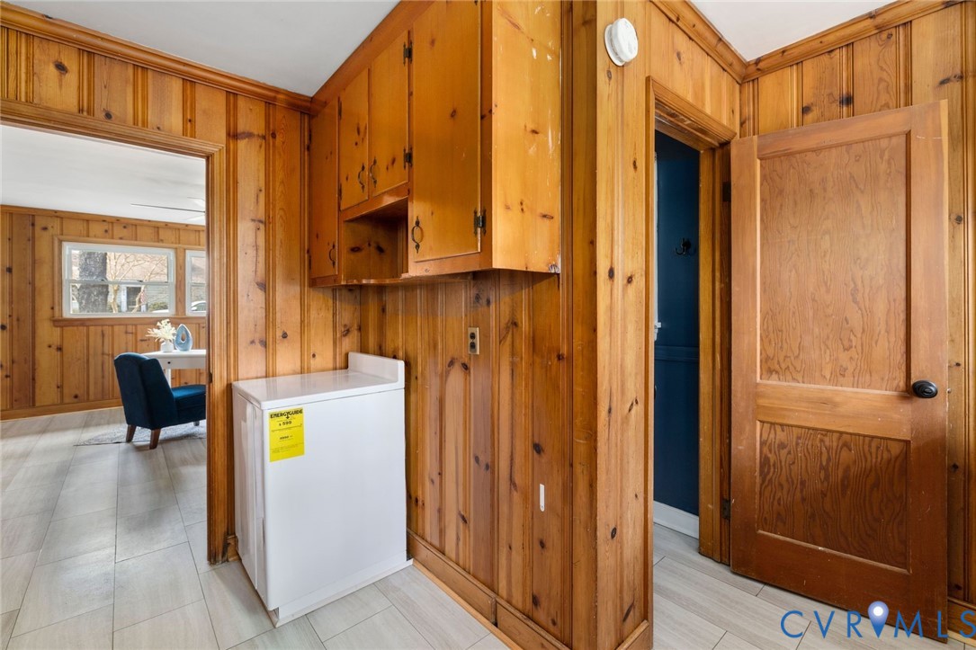 3407 Cooper Road Richmond, VA 23225 - Photo 17 of 33 a view of kitchen with dining area