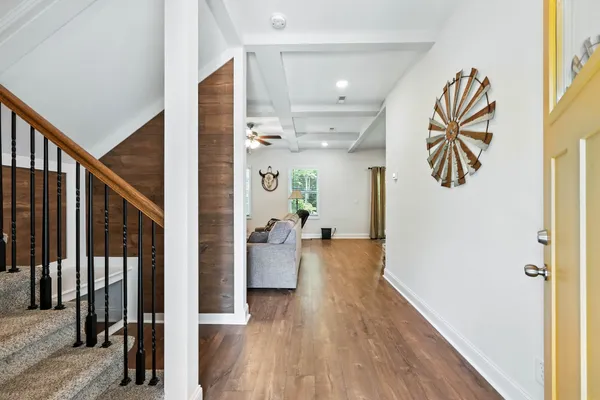 $399,900 | 2981 Sharp Top Road, Palmyra, TN 37142